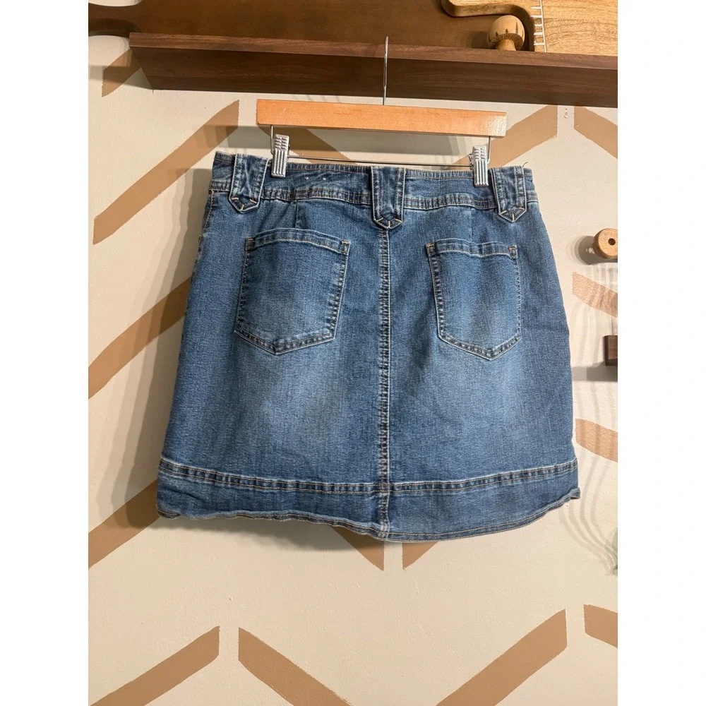 St. Johns Bay Denim Skort Women Size 12 Blue Stretch Vintage Style Mini Skirt